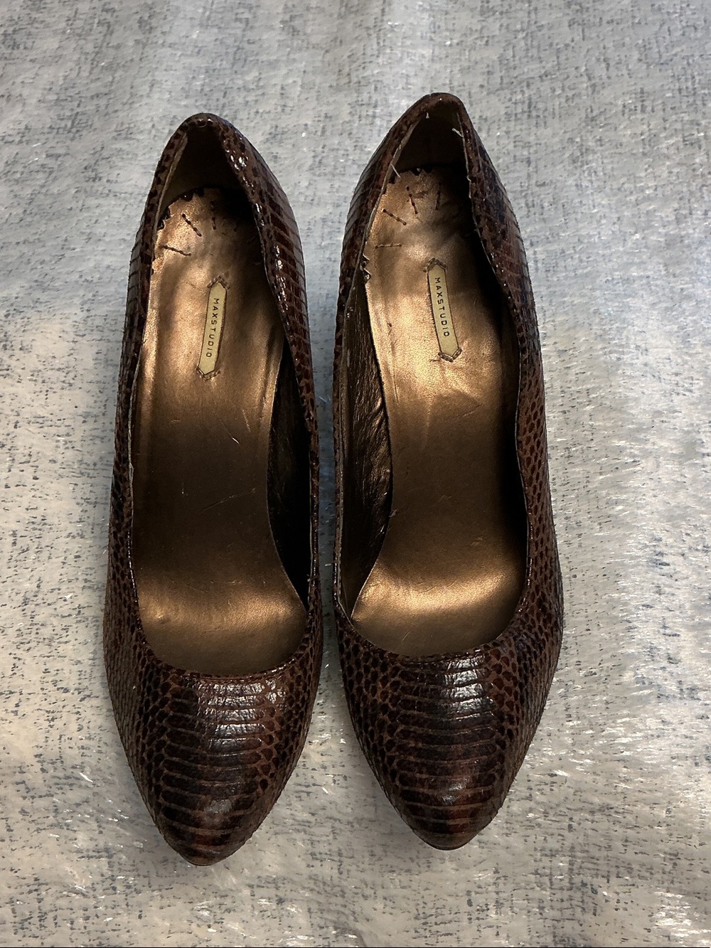 Max Studio Brown Snakeskin Pointed-Toe Pumps